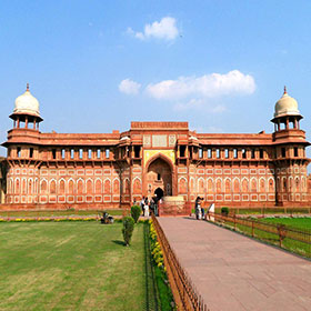 agra fort