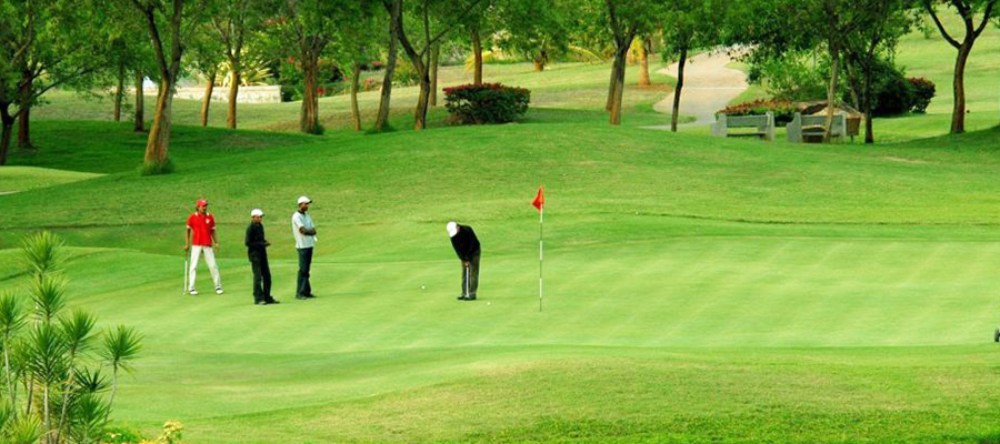 golf club gulmarg